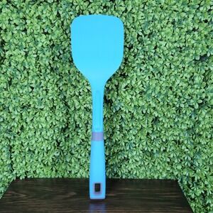 Tasty Blue Silicone Wide Head Spatula Turner Grey Soft Grip Handle Kitchen Tool